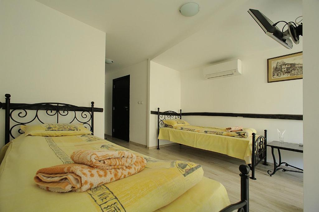 Guesthouse Koliovata Kashta Gabrowo Zimmer foto